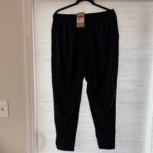 Mens Nike Dri- Fit athletic pant